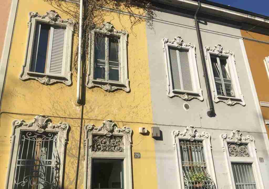 affitto-locazione-bilocale-via-luosi-milano-esterni-stabile-min