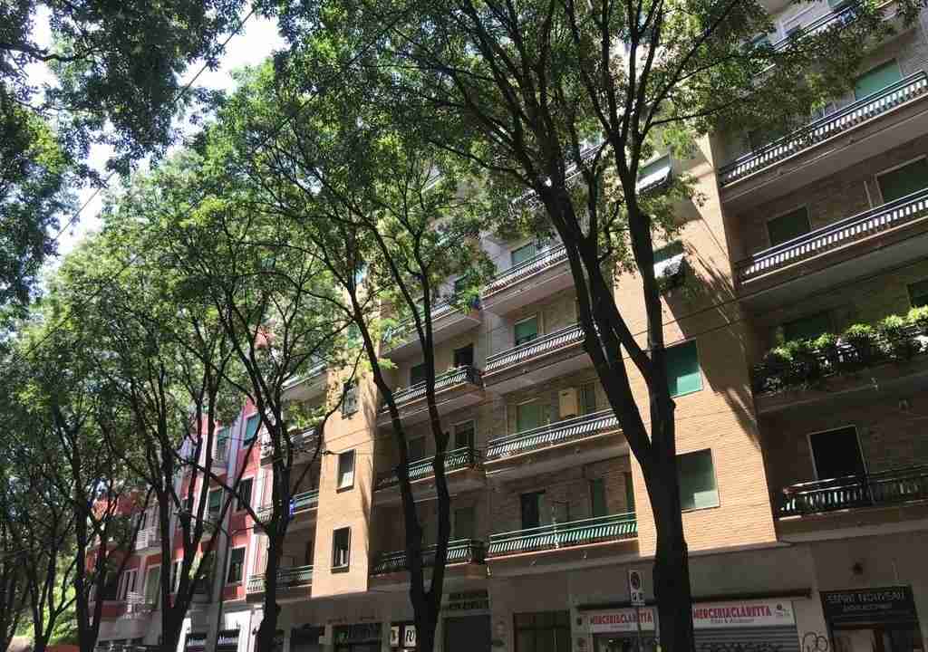 affitto-locazione-monolocale-via-gaspare-aselli-milano-esterni-stabile-min