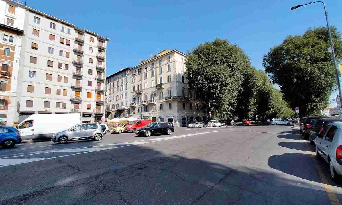 monolocale-mansardato-locazione-via-galeazzo-alessi-milano-navigli-esterni-stabile