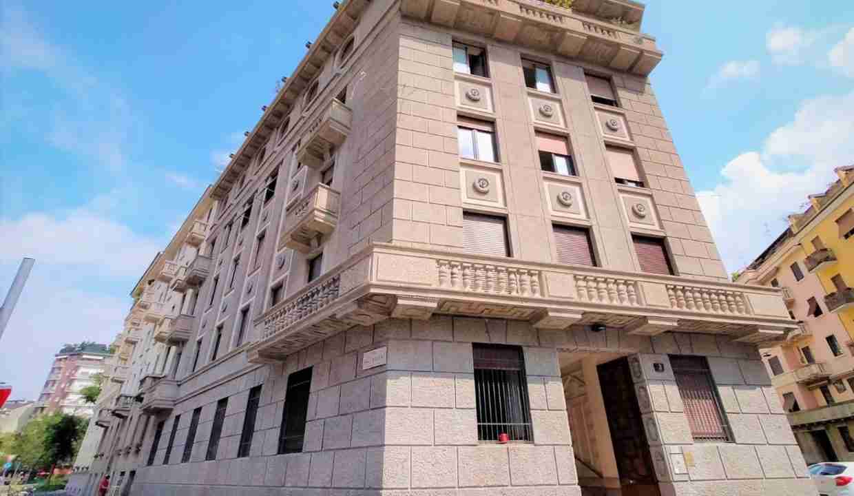trilocale-via-fucini-milano-ristrutturato-esterni-stabile