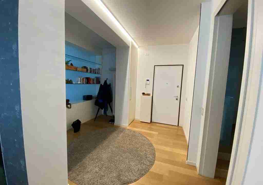 vendita-ampio-quadrilocale-zona-dateo-milano-ingresso
