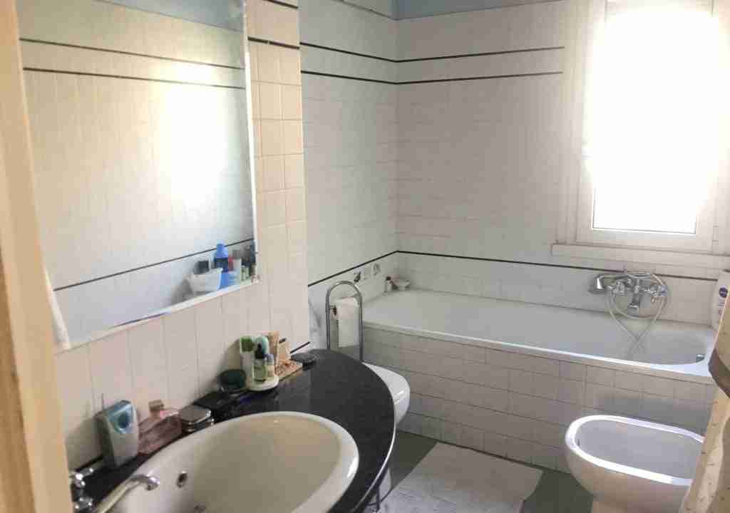 vendita-trilocale-via-orombelli-lambrate-milano-bagno