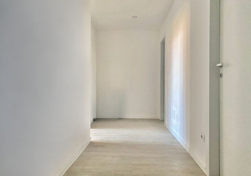 ba189c70-5940-4d35-8fca-3cd663826232